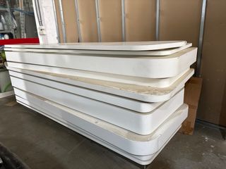 Mostrador blanco moderno