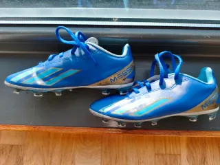 Botines de fútbol Adidas Messi