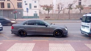 Mercedes-Benz Classe E (214) 2006