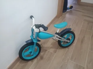 Bicicleta sin pedales Imaginarium azul