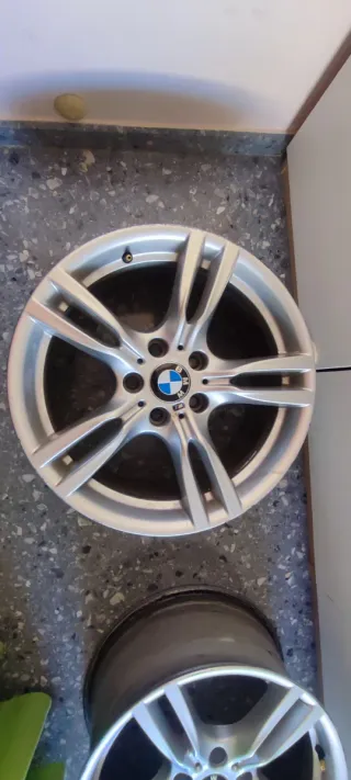 Llantas BMW M400 r18