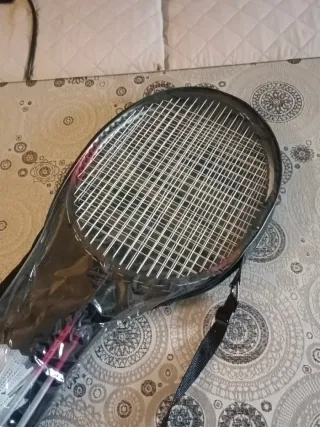 Set de bádminton con raquetas y volantes