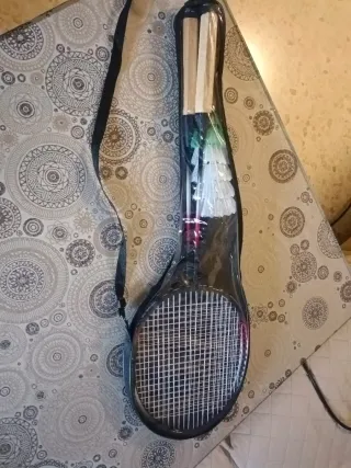 Set de bádminton con raquetas y volantes