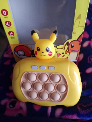 Consola de Juegos Pokémon Pikachu