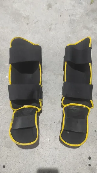 Espinilleras de boxeo/MMA