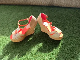 Espadrilles cuña beige y naranja