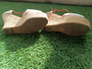 Espadrilles cuña beige y naranja