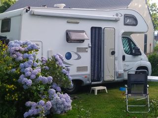 Autocaravana caputxina Elnagh Baron