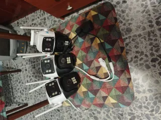 3 Cámara Vigilancia Exterior 4G Dual 8MP