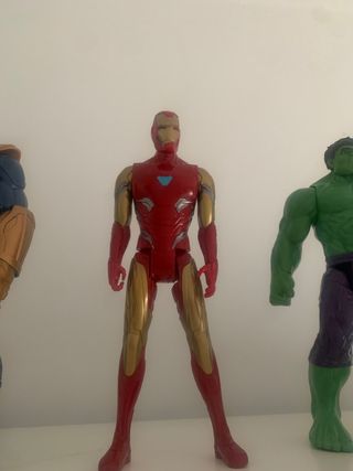 Figuras Marvel: Thanos, Iron Man, Hulk, Capitan Am