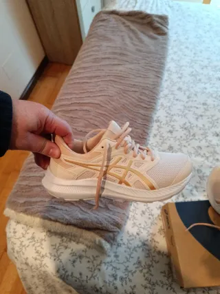 Zapatillas ASICS Beige/Rosa Talla 36