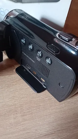 Videocámara Samsung HMX-F80 Negra