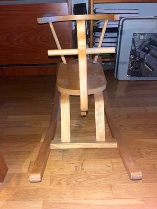 Caballo balancín de madera