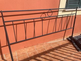 Cabecero de forja negro