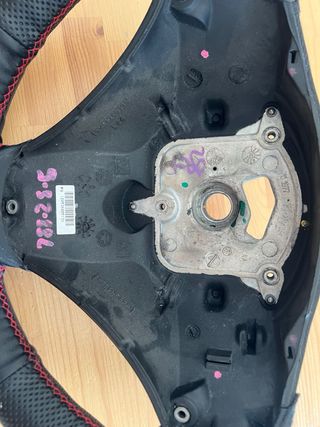 Volante original BMW Negro con Costuras Rojas,m