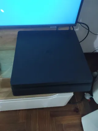 PS4 slim
