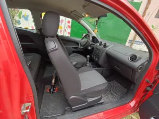 Ford Fiesta Coupé Trend 1.6 100 CV (2004) gasolina