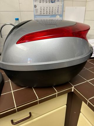 Baúl Moto Honda con Soporte