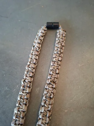 Lanyard Paracord con Brújula y Mosquetón