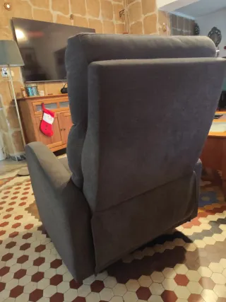 Sillón  NAKSKOV gris oscuro JYSK