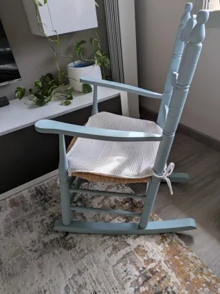 Silla Mecedora en madera Azul y Beige