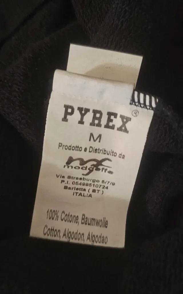 Felpa Pyrex nera con logo rosso