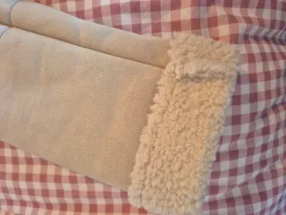 Chaqueta borreguito Stradivarius beige