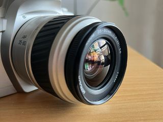 Cámara Analógica Minolta 404si Zoom 35-80mm