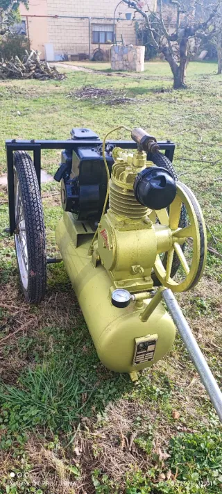 Compresor gasolina con ruedas