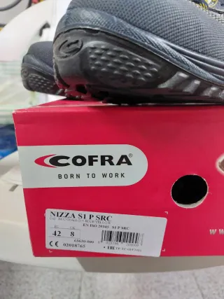Zapatos de seguridad Cofra negros y amarillos