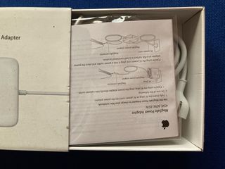 Cargador Apple 60W MagSafe Power Adapter