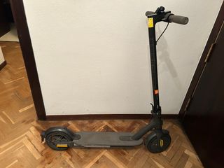 Patinete Eléctrico Xiaomi M365