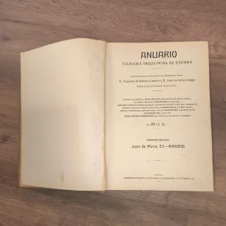 Libro antiguo de Bombas centrífugas y de pistón pa