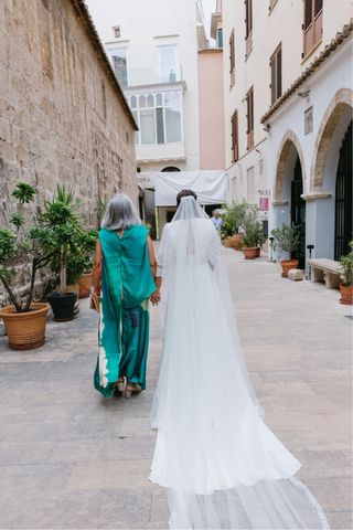 Vestido de Novia Rosa Clará - escote cuadrado