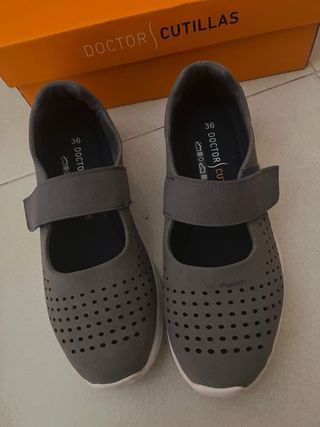 Merceditas Doctor Cutillas Talla 36 color azul
