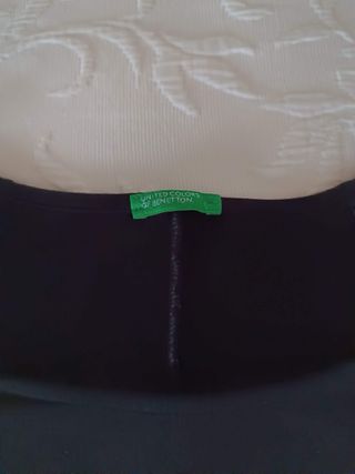 (XS 34) Vestido liso negro básico corte midi