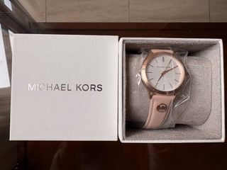 Reloj Michael Kors sin usar