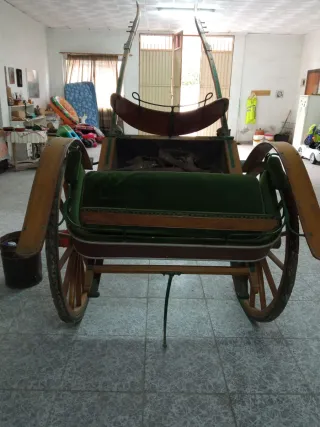 Carruaje cabriol mallorquín con enganche