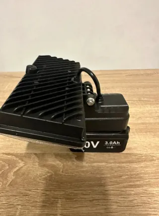 Projetor LED 20V 3.0Ah Makita