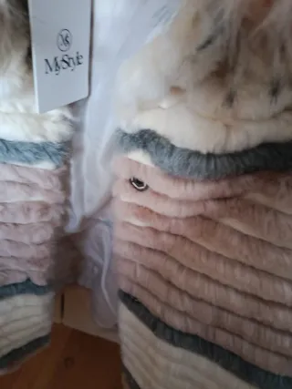 Chaqueta pelo sintético beige y gris