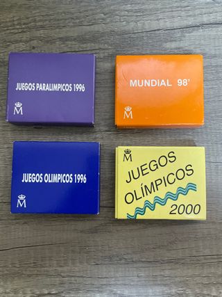 Lote 4 monedas de mil pesetas de plata