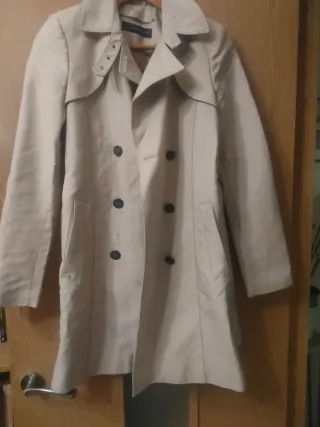 Gabardina Zara Beige Talla XS