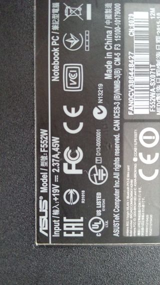 Portátil Asus F552W Negro