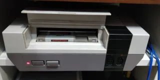 Rush'n Attack NES + Manual