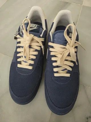 Nike field 44.5 nuevas