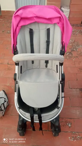 Saco/silla de bebé rosa y gris