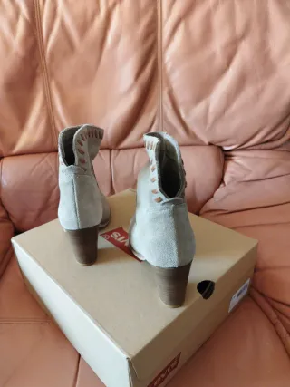 Botines Levi's piel beige/marrón T.37