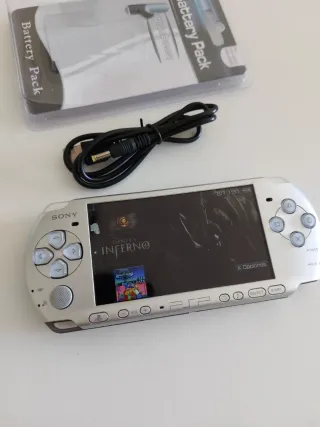 PSP 3000 Plata