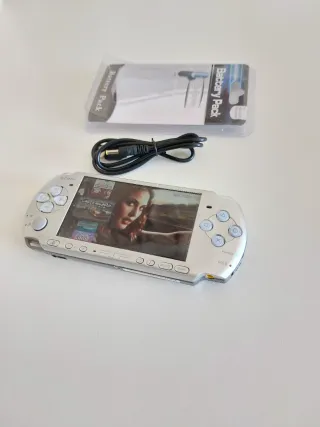 PSP 3000 Plata