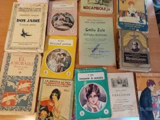 Lotto di 16 libri antichi